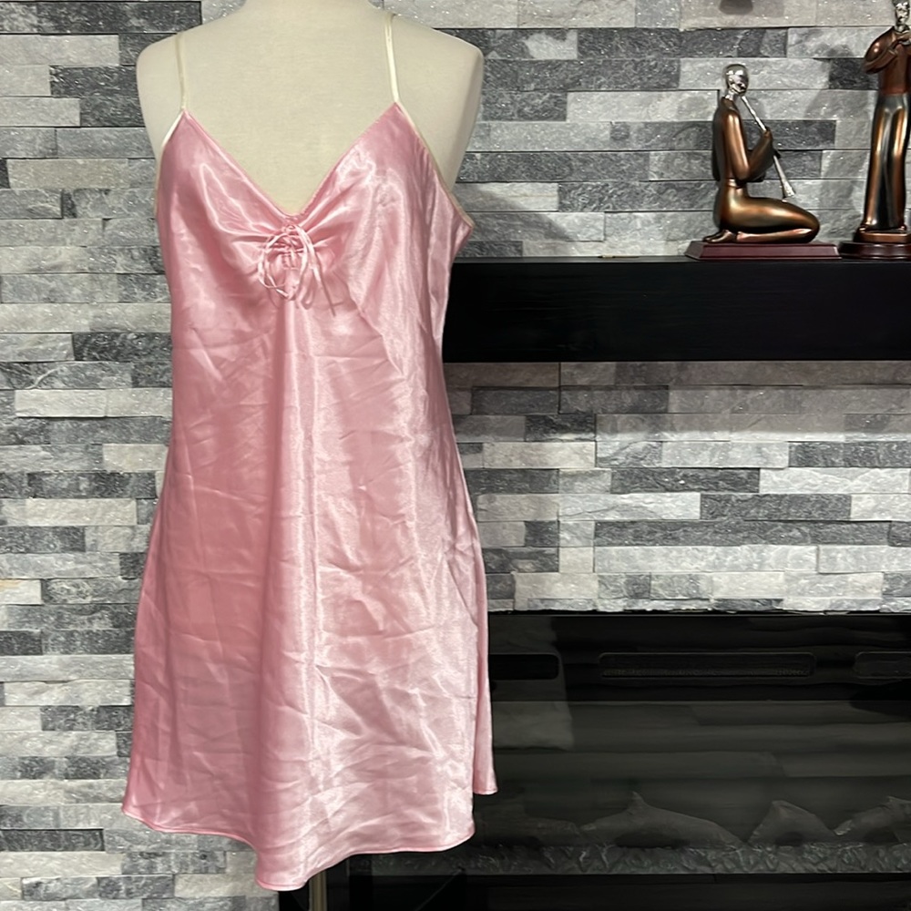 Enchanting  Women's  Color Pink intimates sleep dress silky Size L ( 14-16)